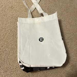 Lululemon bag